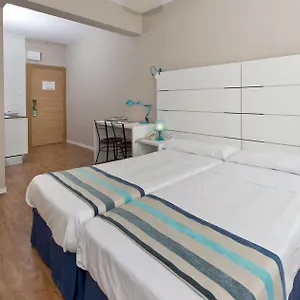 Estudios Aránzazu 2*, Santander Espanha